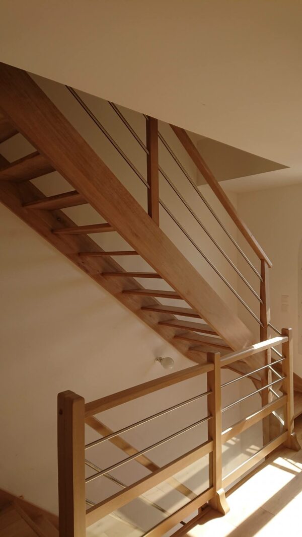 Escalier en bois sur mesure en Eure-et-Loir