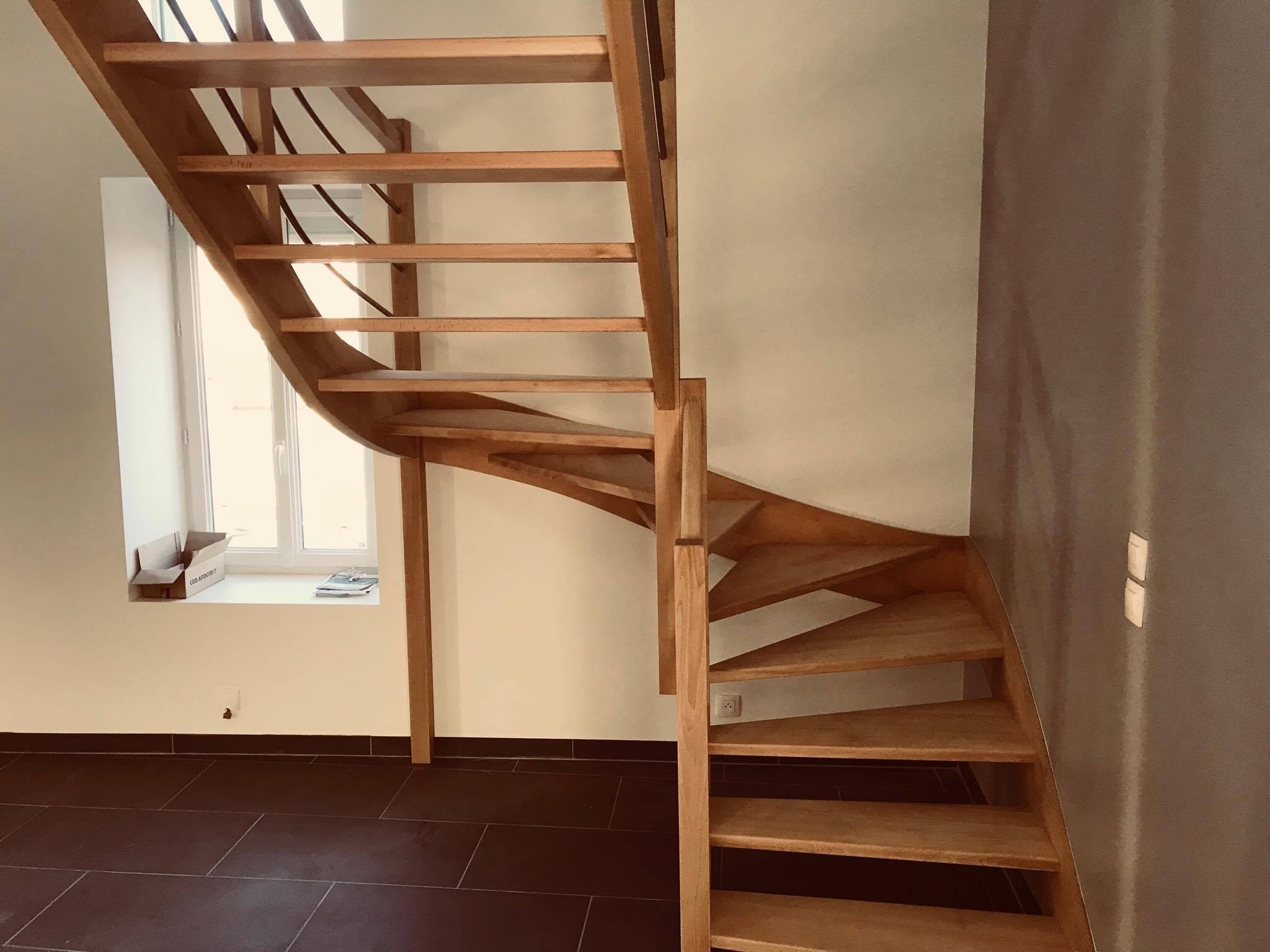 Menuiserie Vallée - menuiserie sur-mesure - escalier bois